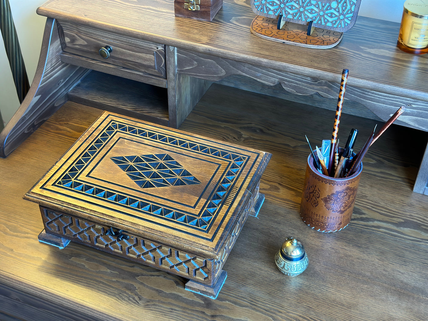 Exquisite Pinewood Box