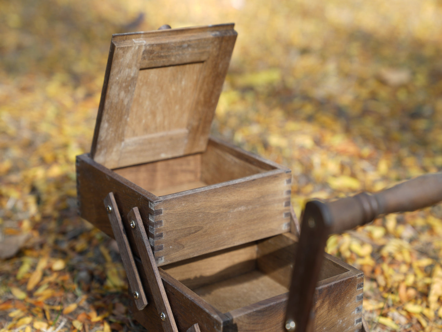 Wooden Tool Chest with Flip Flap Mechanism